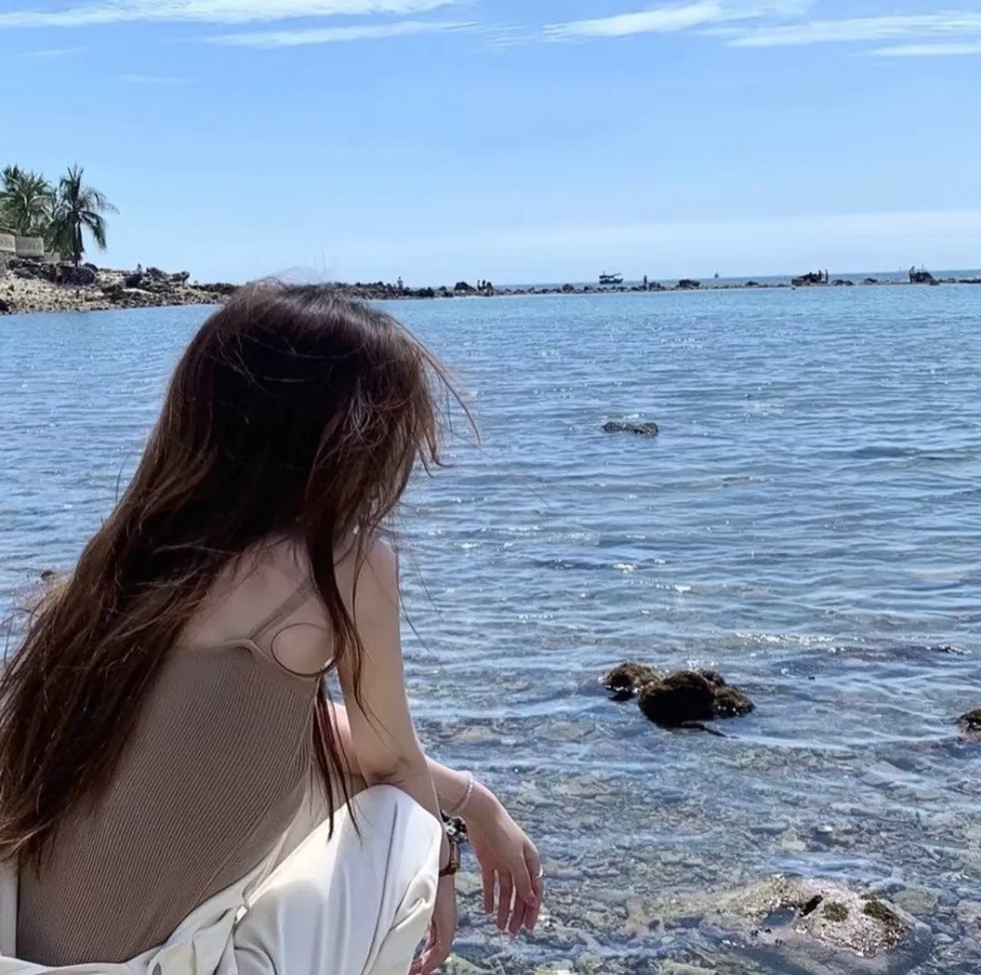 香闺春暖